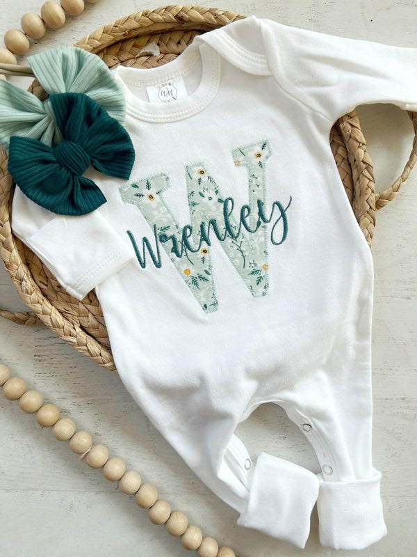 Personalized Baby Girl Romper, Custom Name Coming Home Outfit, Baby Shower Gift, Sleeper Footies - BabiChic