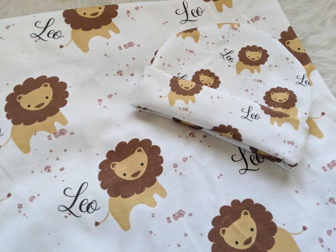 Personalized baby blanket and fold over hat, baby Lion personalized name swaddle, newborn baby girl baby boy, baby shower arrival baby gift - BabiChic