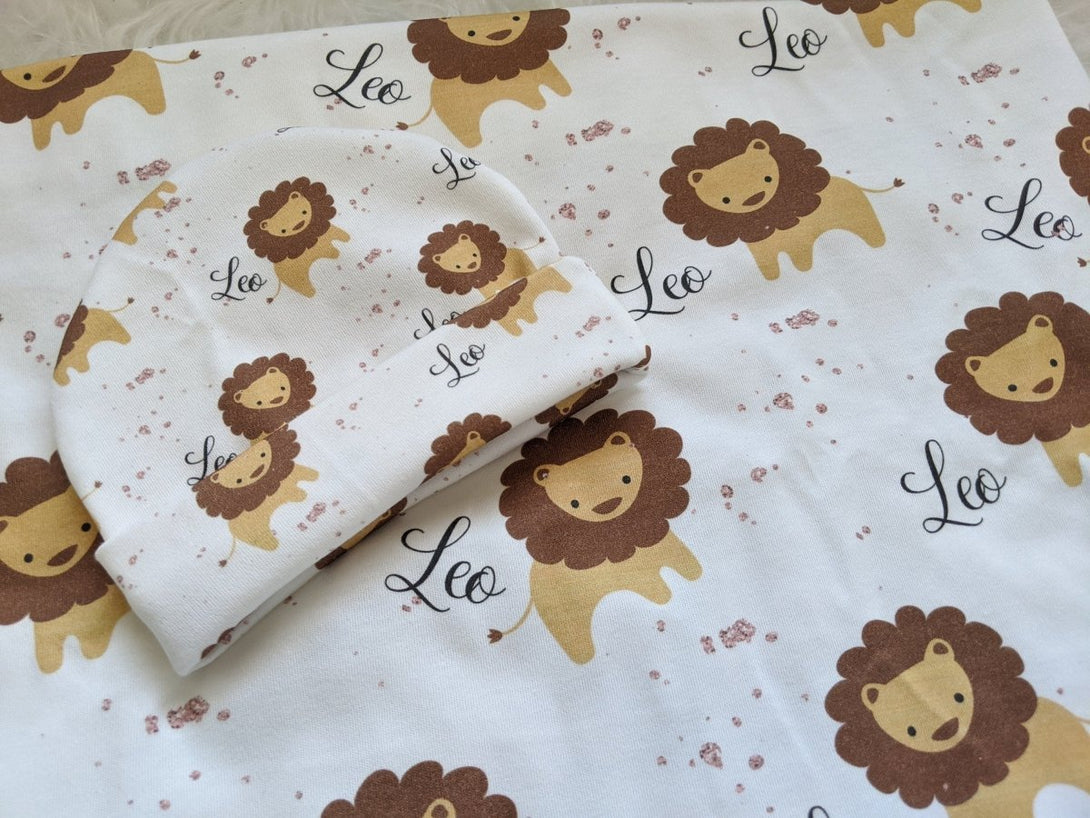 Personalized baby blanket and fold over hat, baby Lion personalized name swaddle, newborn baby girl baby boy, baby shower arrival baby gift - BabiChic