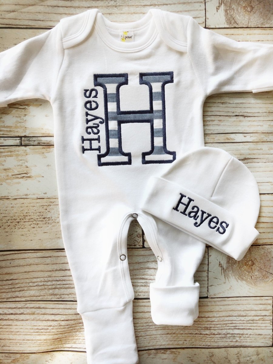 Personalized Baby Romper & Hat Set, Custom Infant Boy Coming Home Outfit, Gray Sleeper With Footies - BabiChic