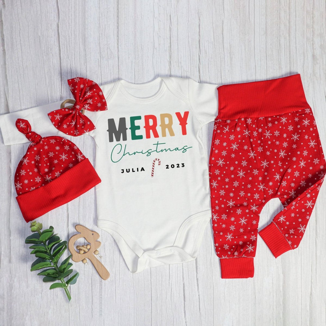 Personalized Christmas Neutral Long Sleeve Bodysuit and Long Pants Set | Custom Baby Onesies Merry Christmas Shitter's Full Baby Name - BabiChic