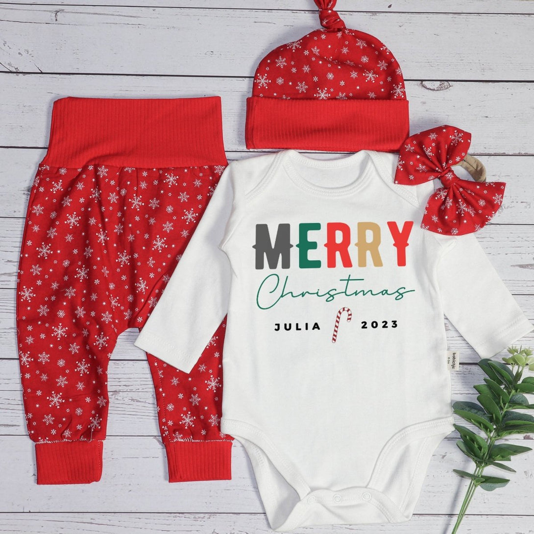 Personalized Christmas Neutral Long Sleeve Bodysuit and Long Pants Set | Custom Baby Onesies Merry Christmas Shitter's Full Baby Name - BabiChic