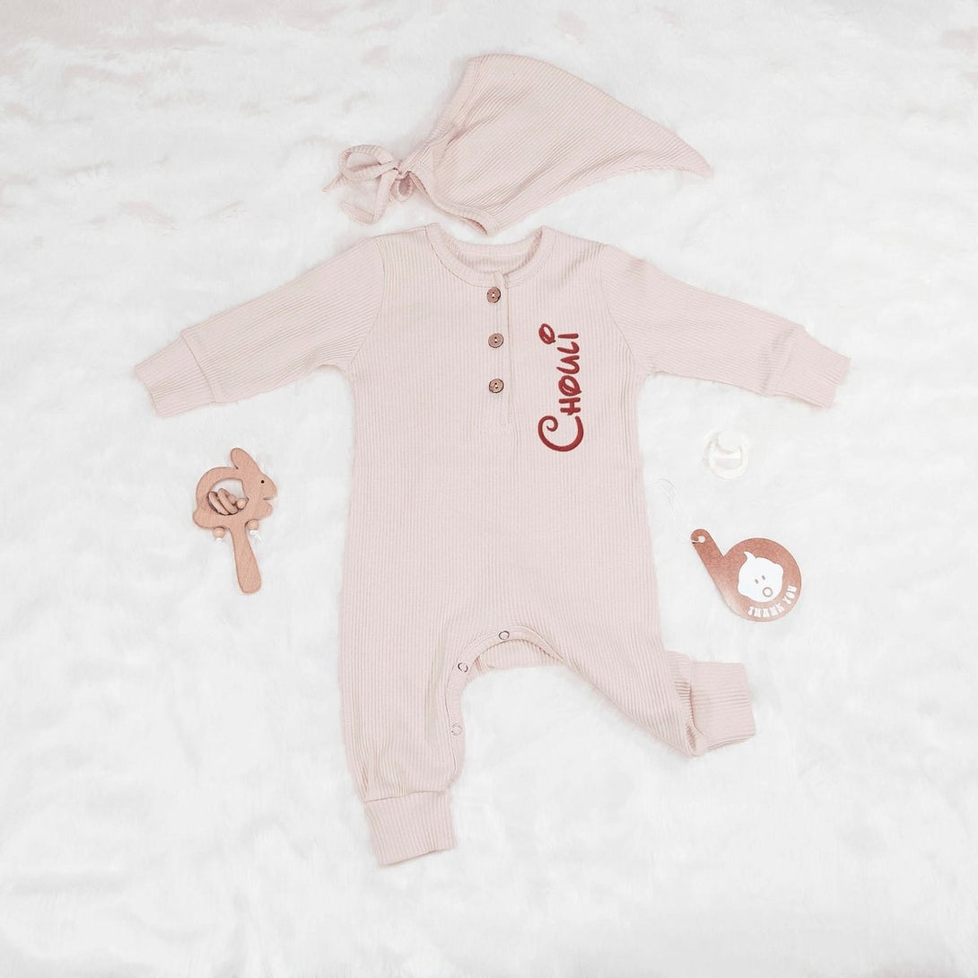 Personalized Long Sleeve Romper & Top Hat Set Gender Neutral Baby Clothes - Embroided Name - Baby Outfits For Family Gatherings - BabiChic