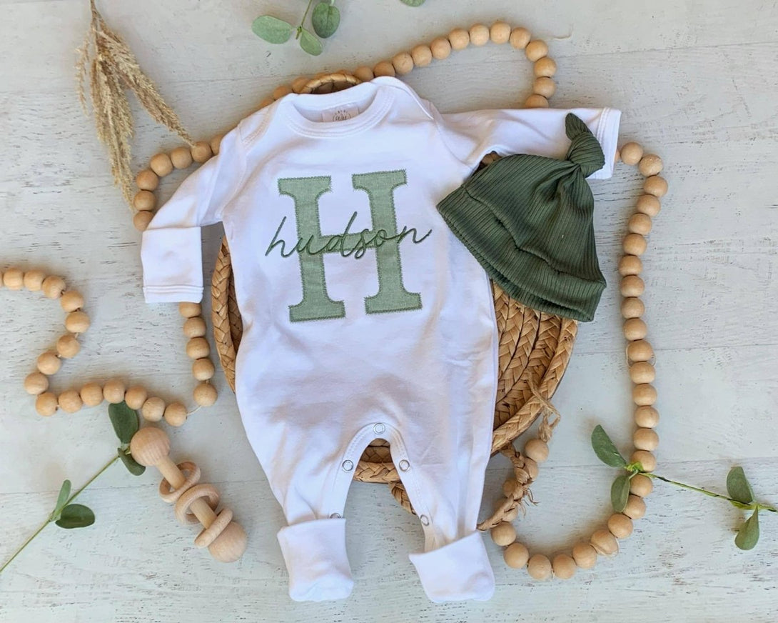 Personalized Neutral Baby Romper & Hat Set, Baby Boy Coming Home Outfit, Baby Shower Gift With Sage Green - BabiChic