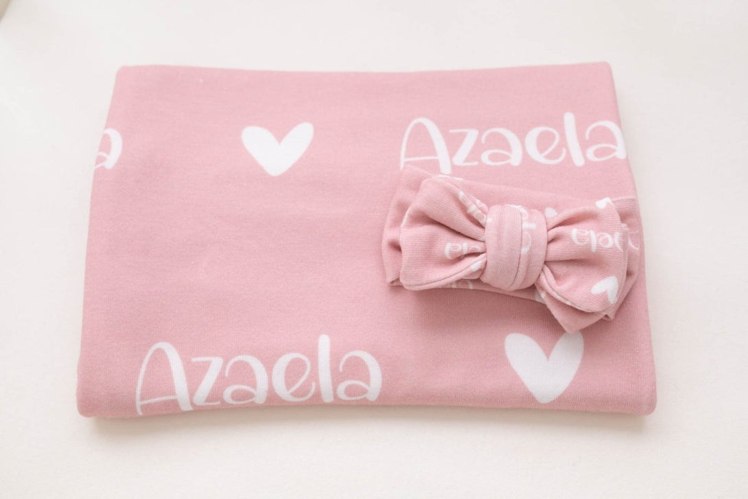 Personalized Swaddle Blanket, Baby Girl Blanket Set, Custom Baby Hat, Newborn Bow, Baby Bow, Baby Name Blanket, Baby Swaddle, shower gift - BabiChic